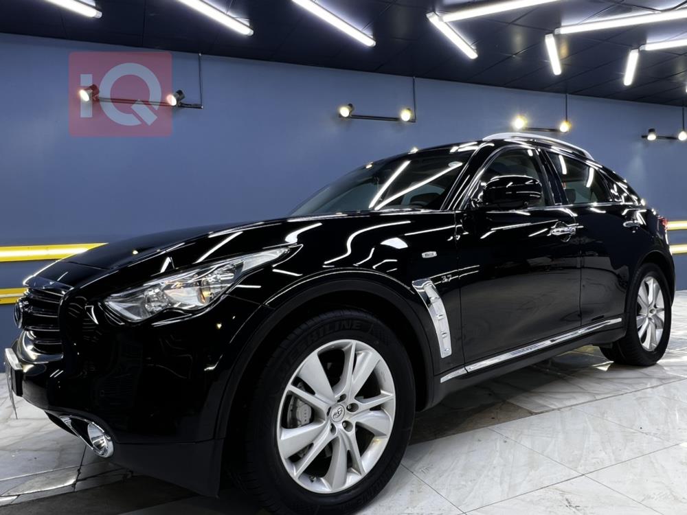 انفنتي QX70